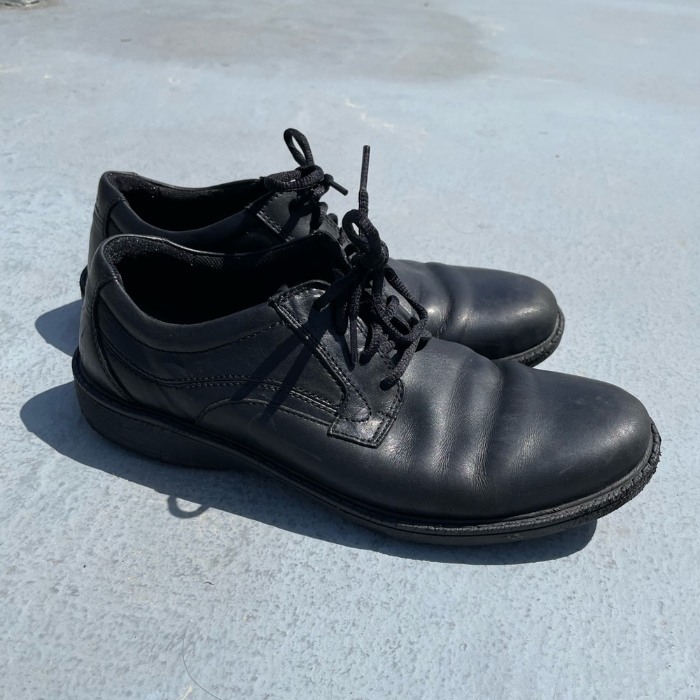Clarks SLIP RESISTANT Leather Work Dress Shoes Waiter Serving Black Shoes